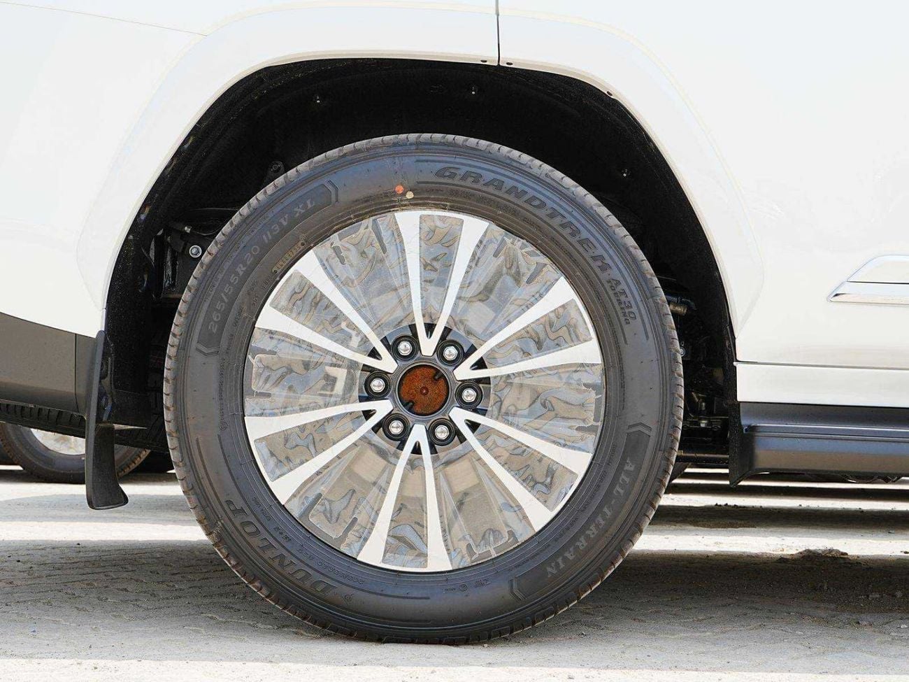 Lexus LX600 URBAN