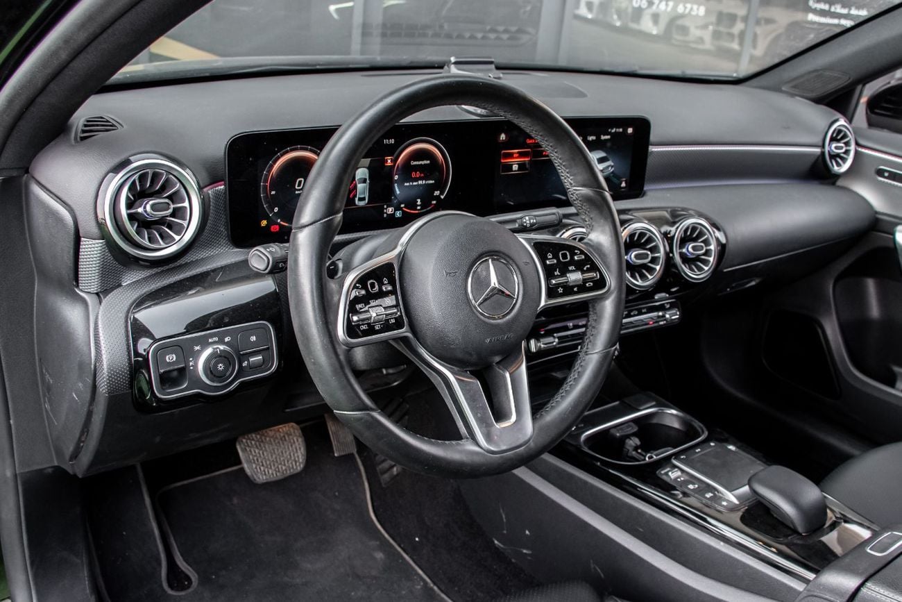 Mercedes Benz A220 STANDARD