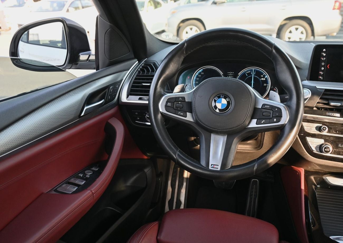 BMW 330i LUXURY LINE