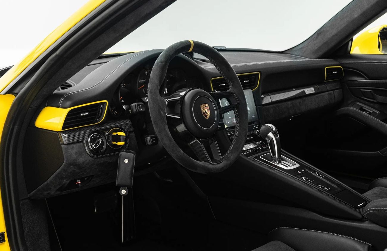 Porsche 911 3.8L F6 Twin-Turbocharged Engine