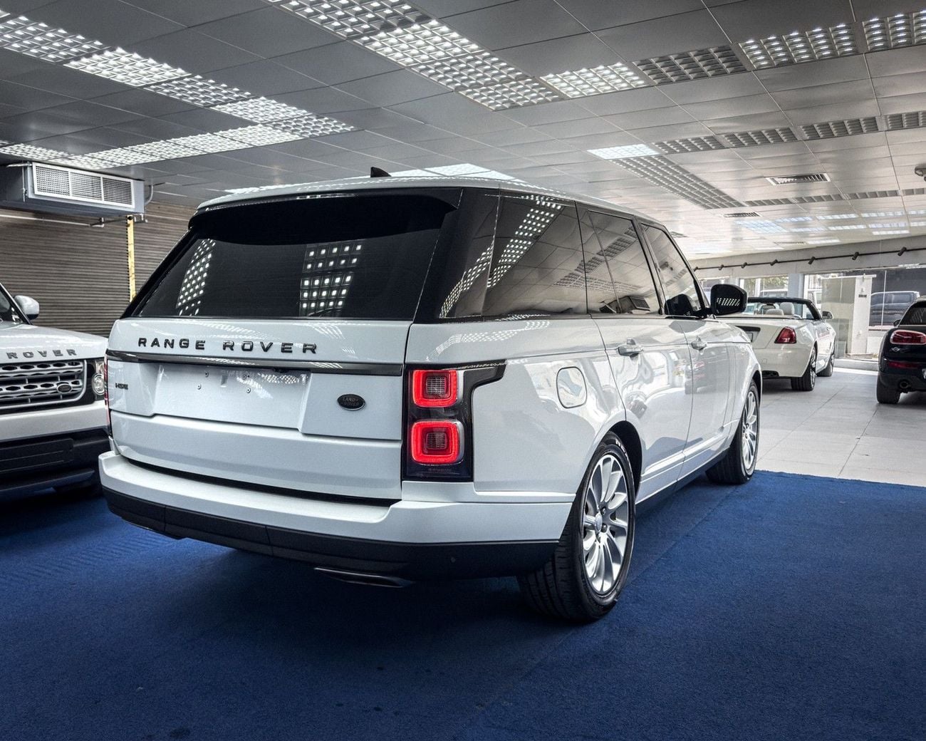Land Rover Range Rover HSE Land Rover Range Rover 2019 GCC specs