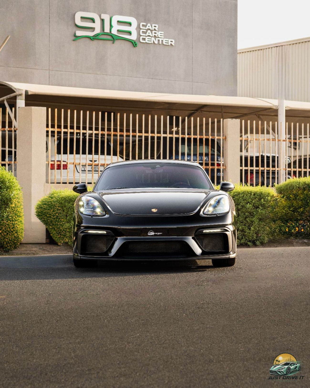Porsche 718 Cayman GT4