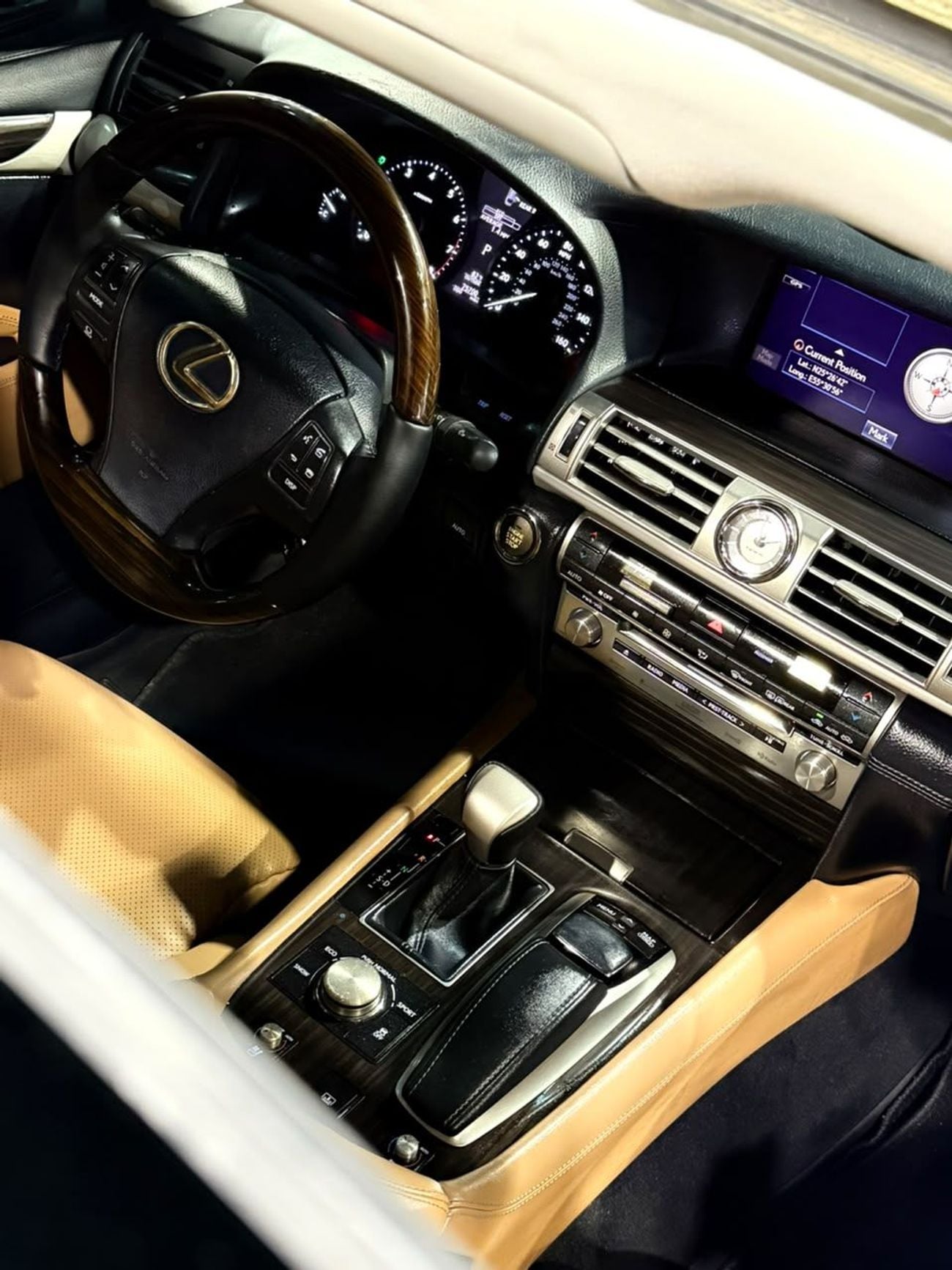 Lexus LS460 PRESTIGE SWB 39000