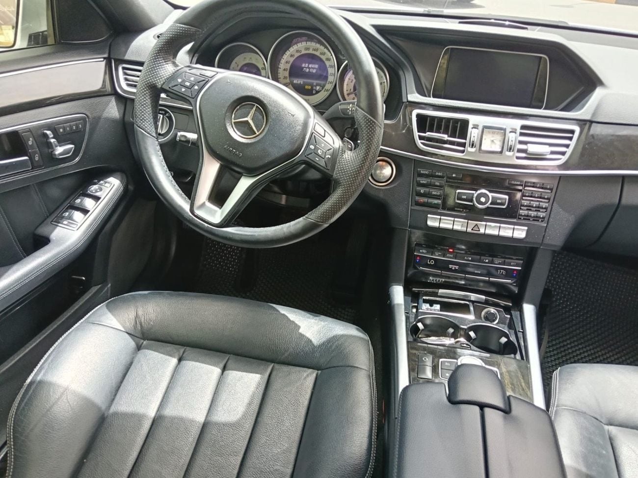مرسيدس بنز E300 AVANTGARDE SPORT