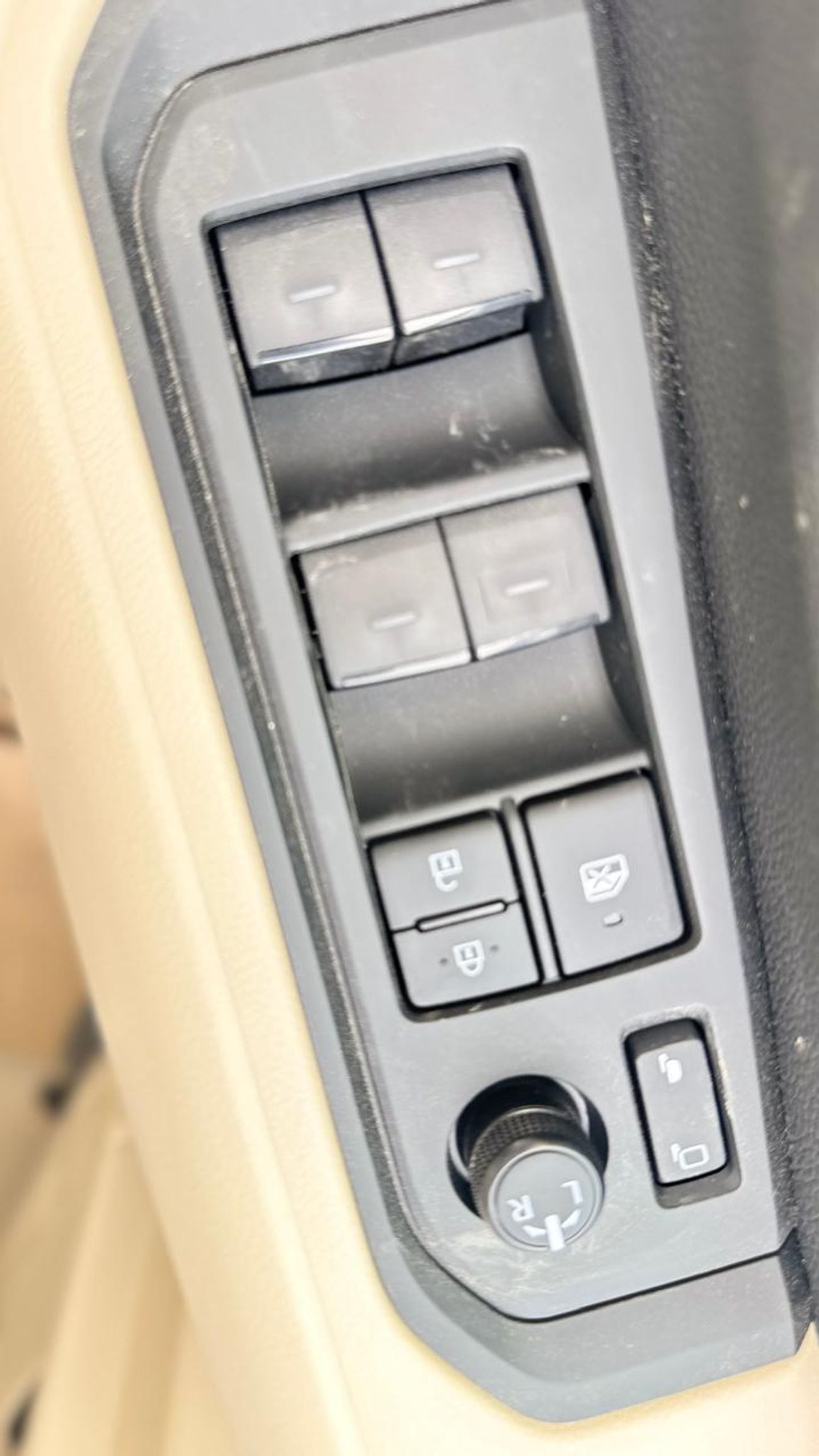Toyota Land Cruiser GXR G 4.0L PETROL 2026