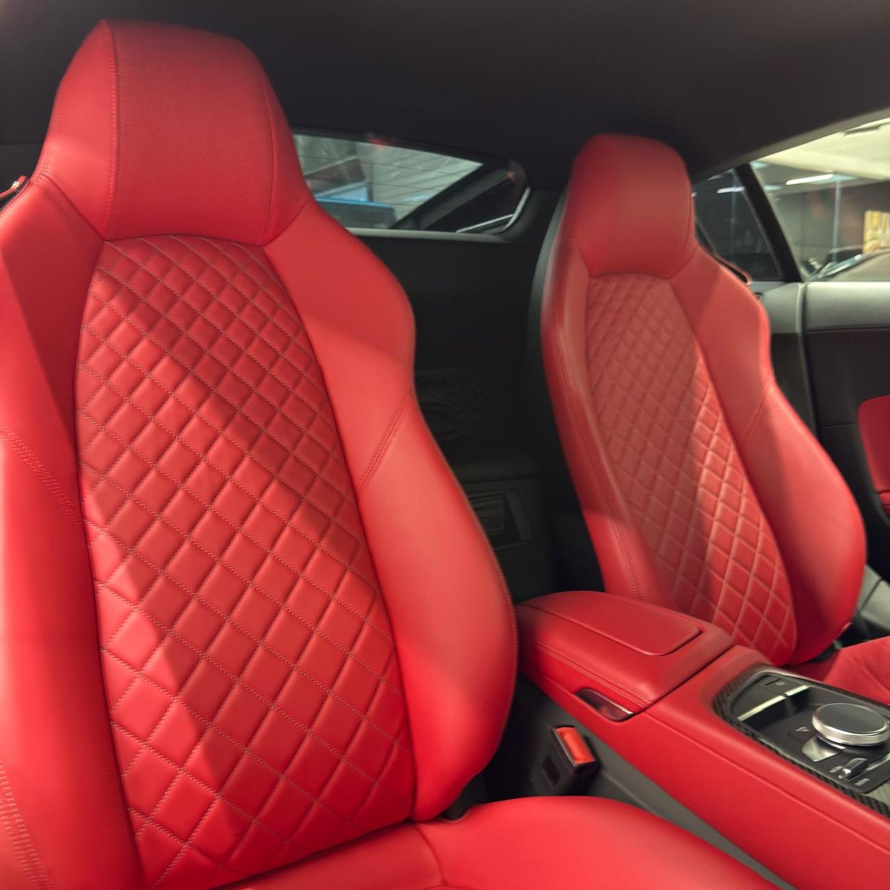 Audi R8 V10 PERFORMANCE GCC V10 under warranty