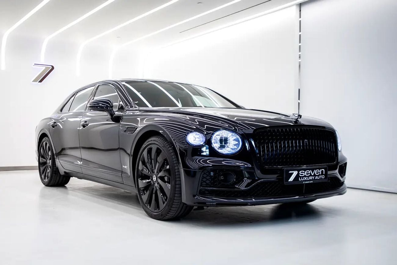 بنتلي فلاينج سبور W12 FLYNG SPUR | FULL OPTION | EXCELLENT CONDITION | FULL SERVICE | BLACK ADDITIONAL