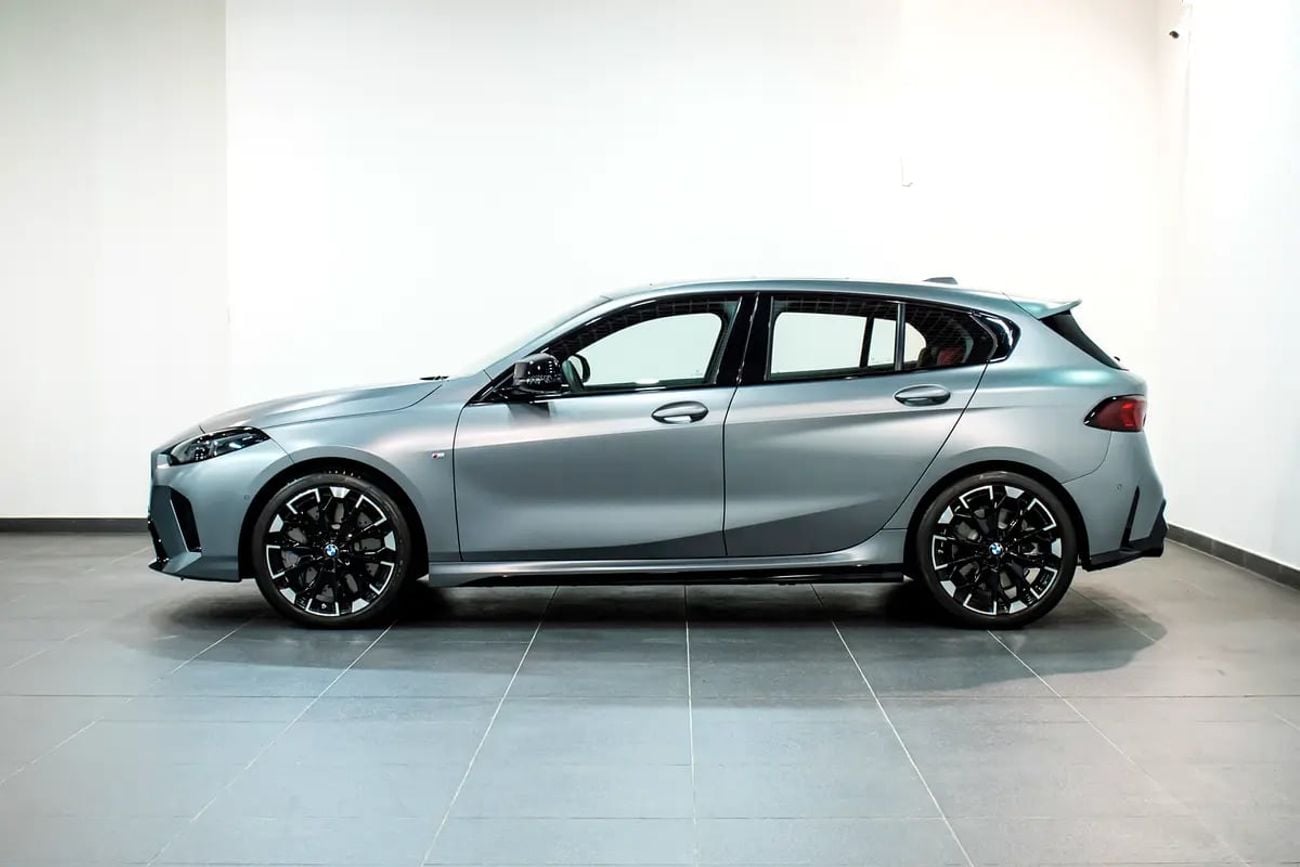 BMW M135 M135i Xdrive+15000 extra color