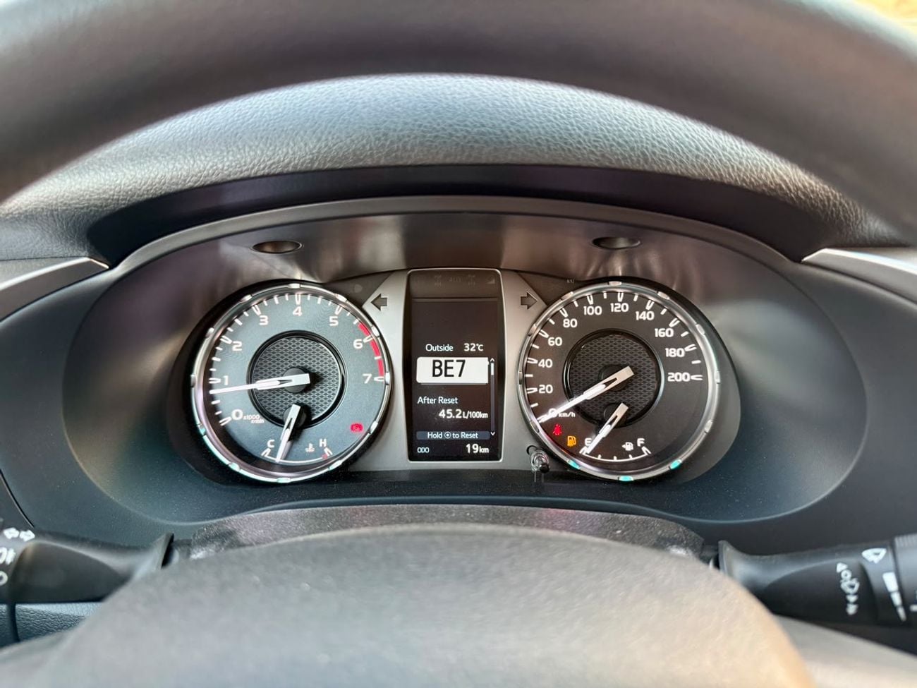 Toyota Hilux SR5