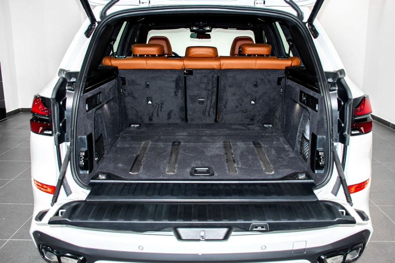 BMW X5 M60i LUXURY
