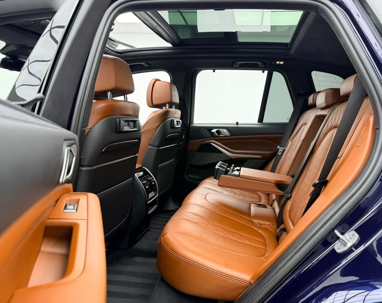 BMW X5 M50i EXCLUSIVE 2021 BMW X5 M50i, Warranty, 2028 BMW Service Pack, Full BMW Service History, Fully Loaded, GCC