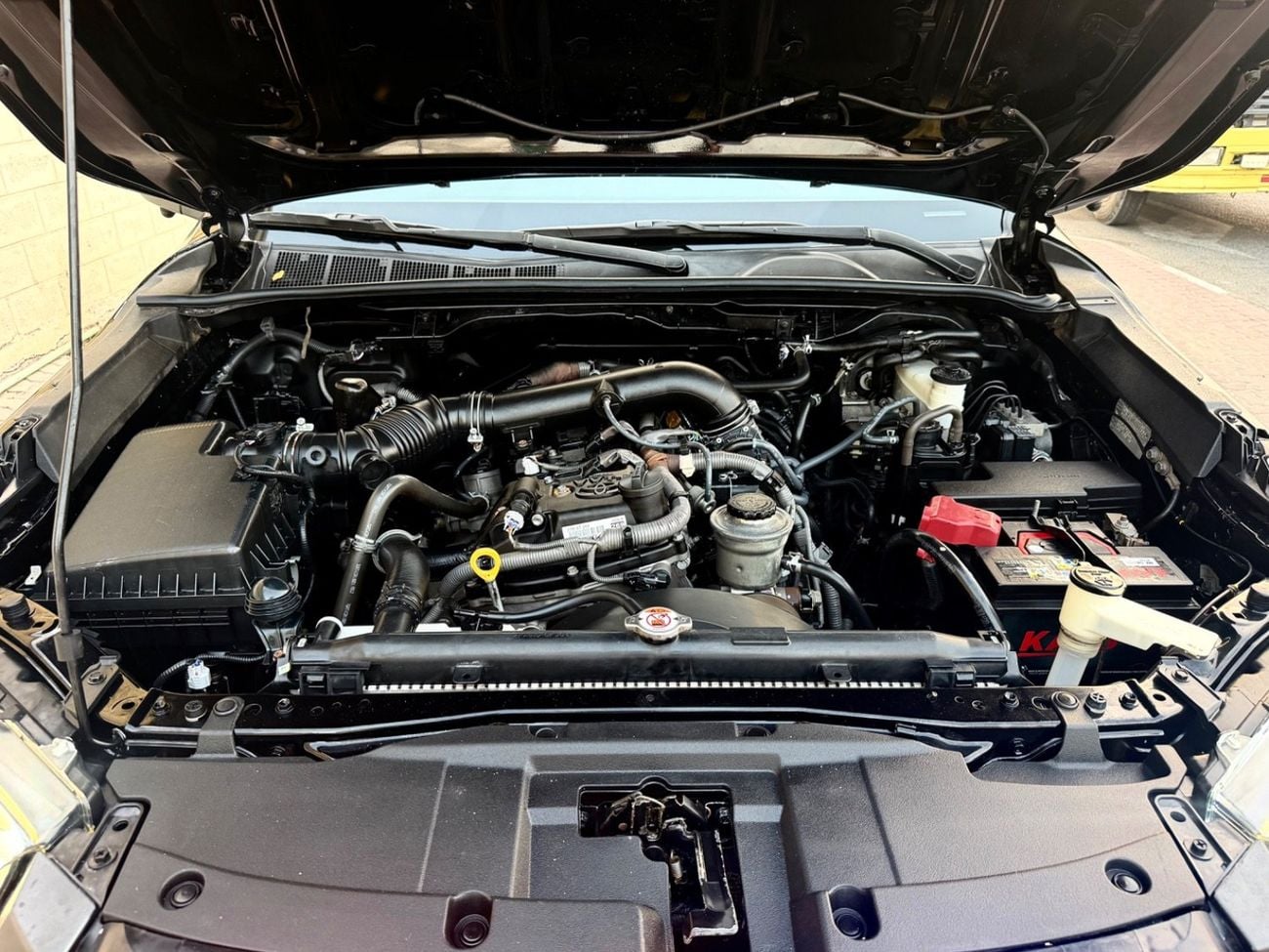 تويوتا هيلوكس GLX ADVENTURE YEAR 2019 FACELIFT TO 2025 ADVENTURE SHAPE V4 2.7 L ENGINE