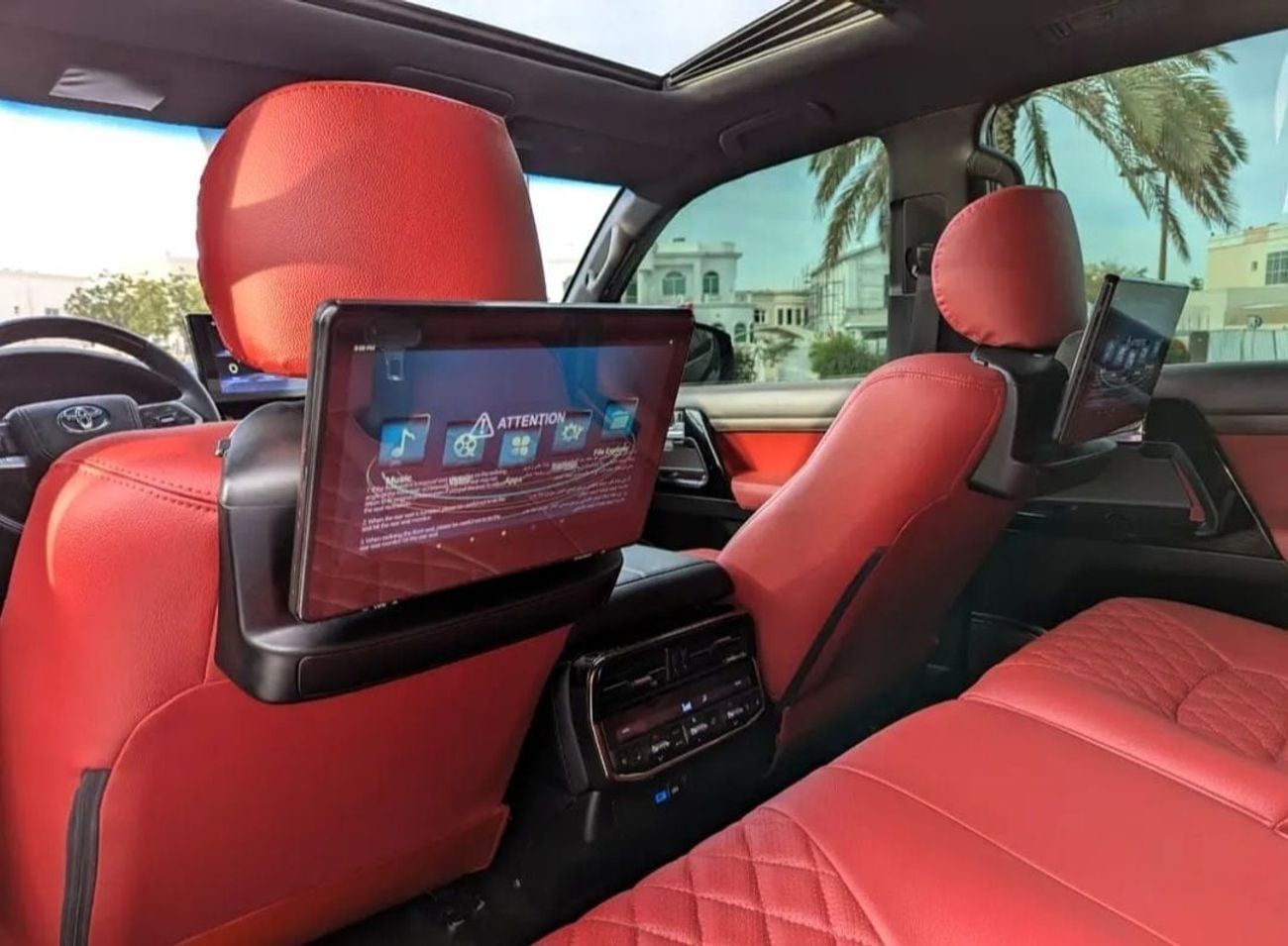 تويوتا لاند كروزر GXR Toyota landcruise 2013Model Facelifted 2025 4.0L V6 petrol Engine Colour Black push start Transm