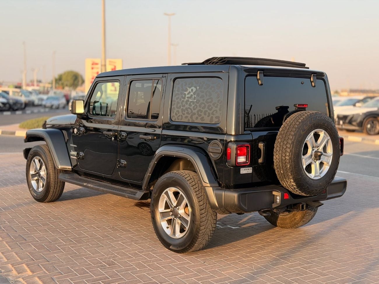 Jeep Wrangler Sahara 2.0L Full option