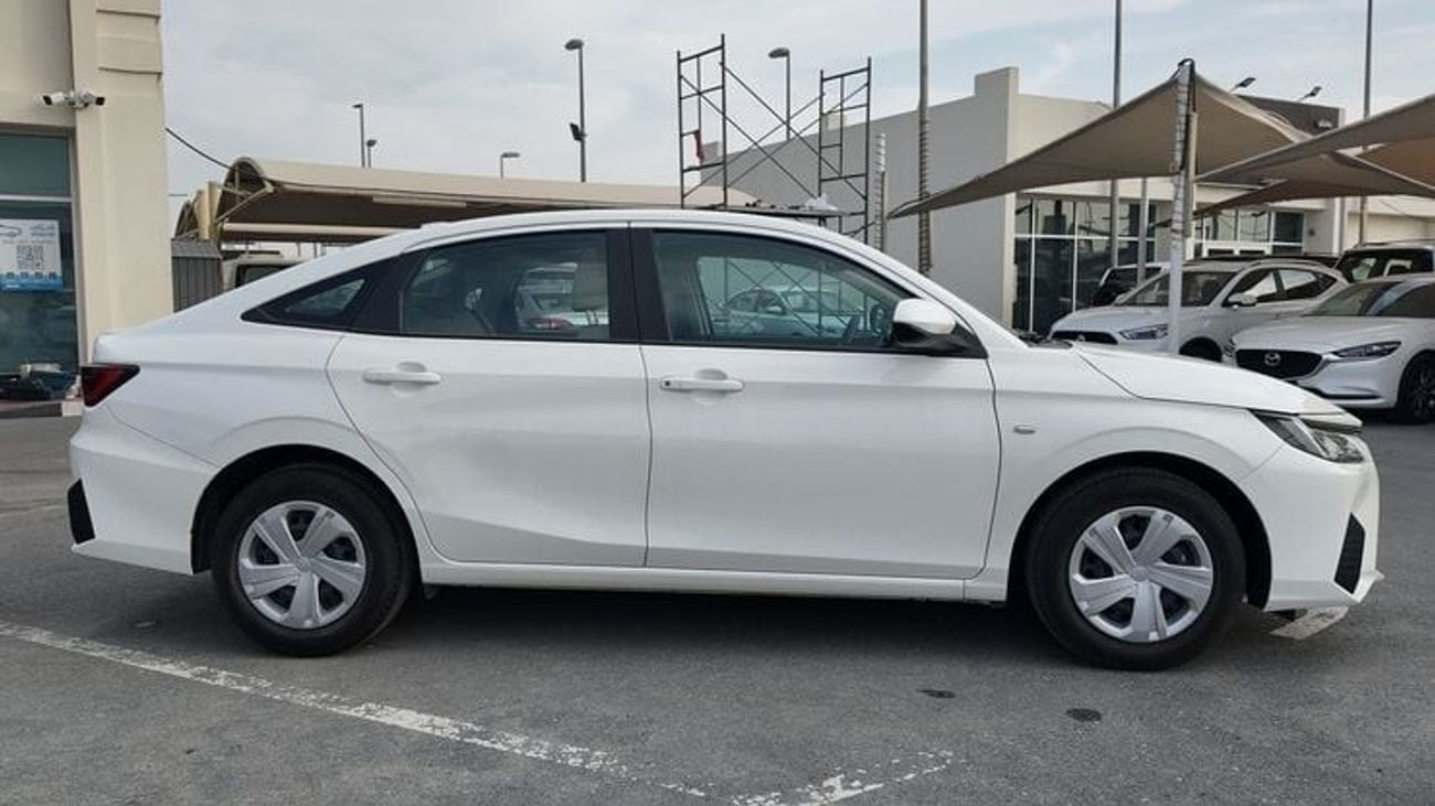 Toyota Yaris E || Free Months Agency Warranty || Complete Service