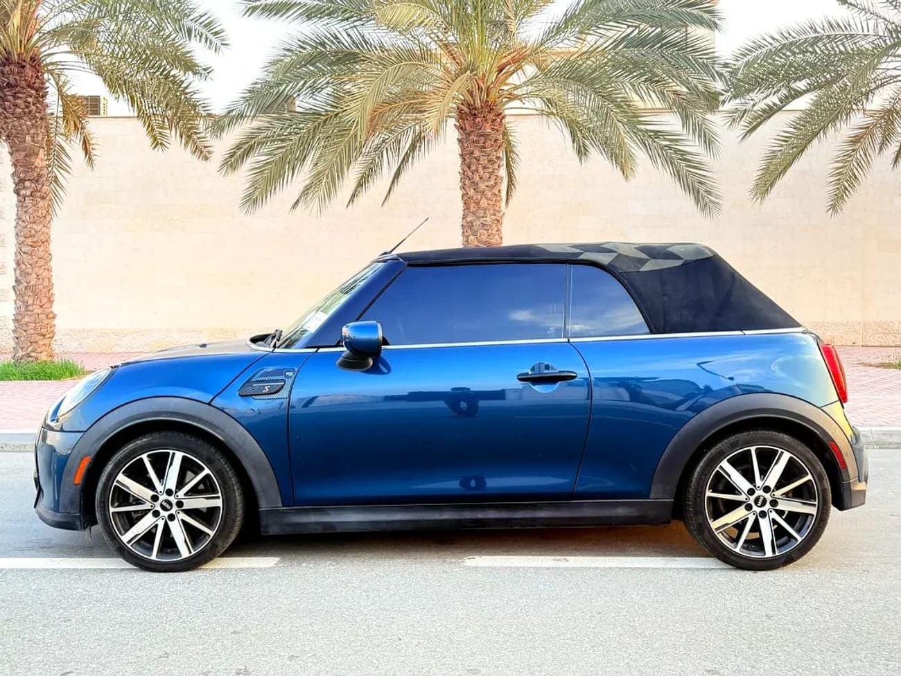 Mini Cooper CABRIO S Cabrio JCW (Manul gear!)! Perfect condition!