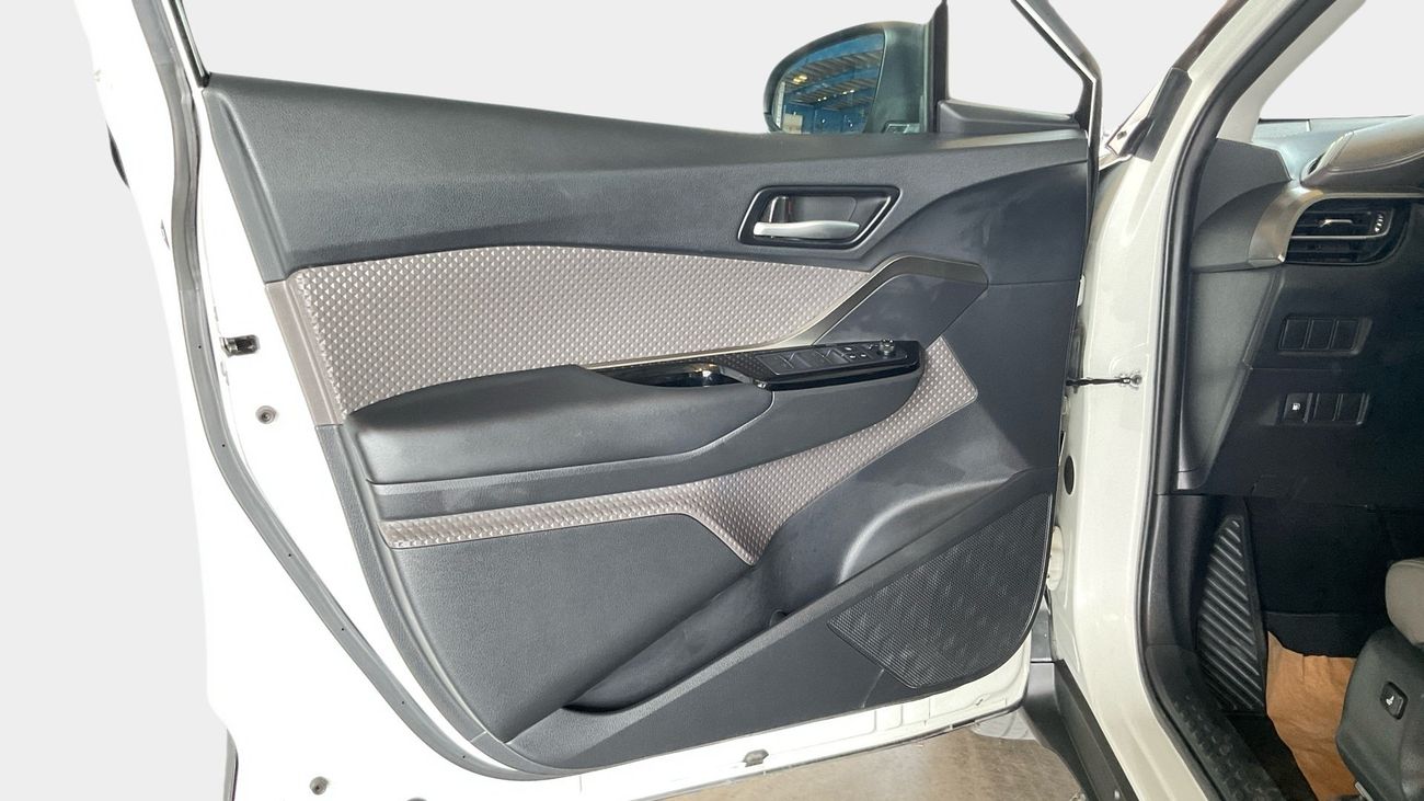 Toyota C-HR VX | Guaranteed Warranty | 0 Down Payment