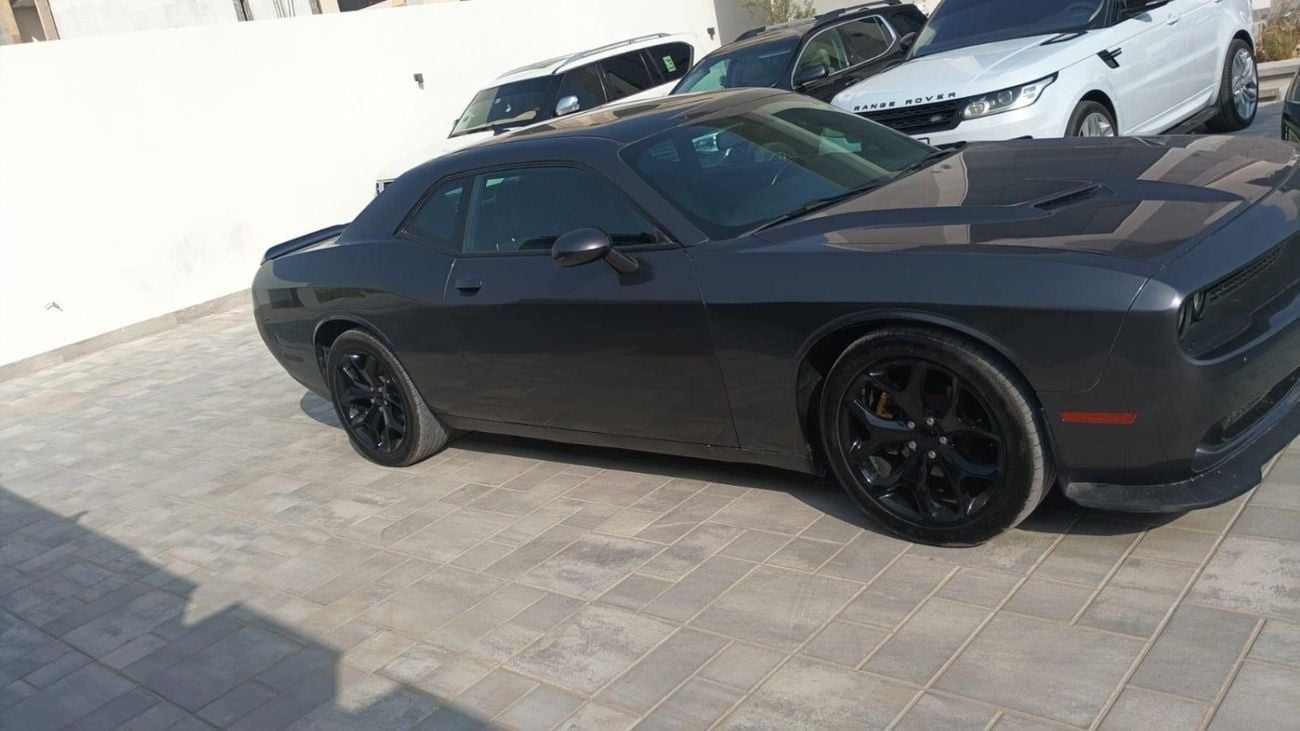 Dodge Challenger SXT