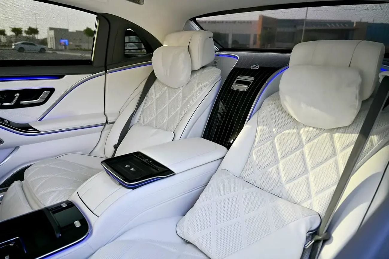 Mercedes Maybach S680 Maybach S680 | Black | 6.0L V12 Biturbo | 612 HP | 52,086 KM
