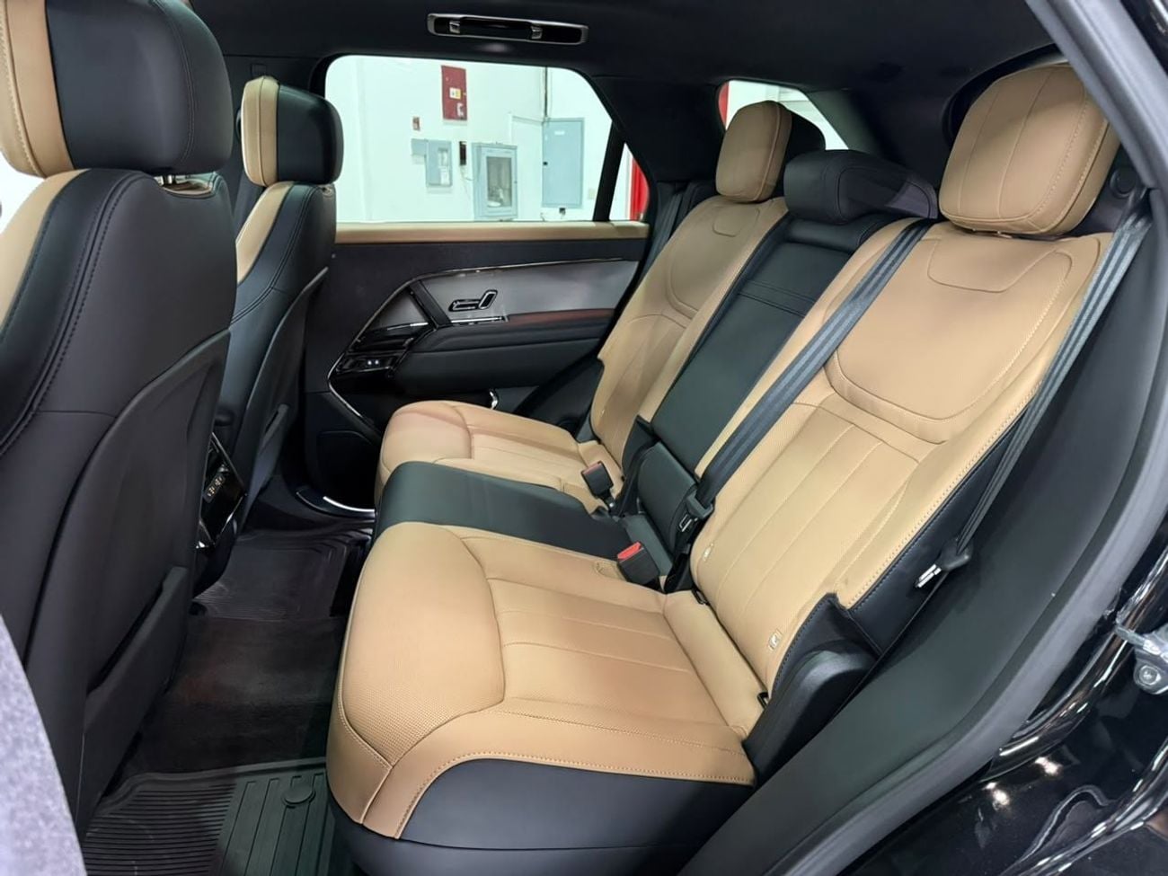 Land Rover Range Rover Sport DYNAMIC SE P530 2025