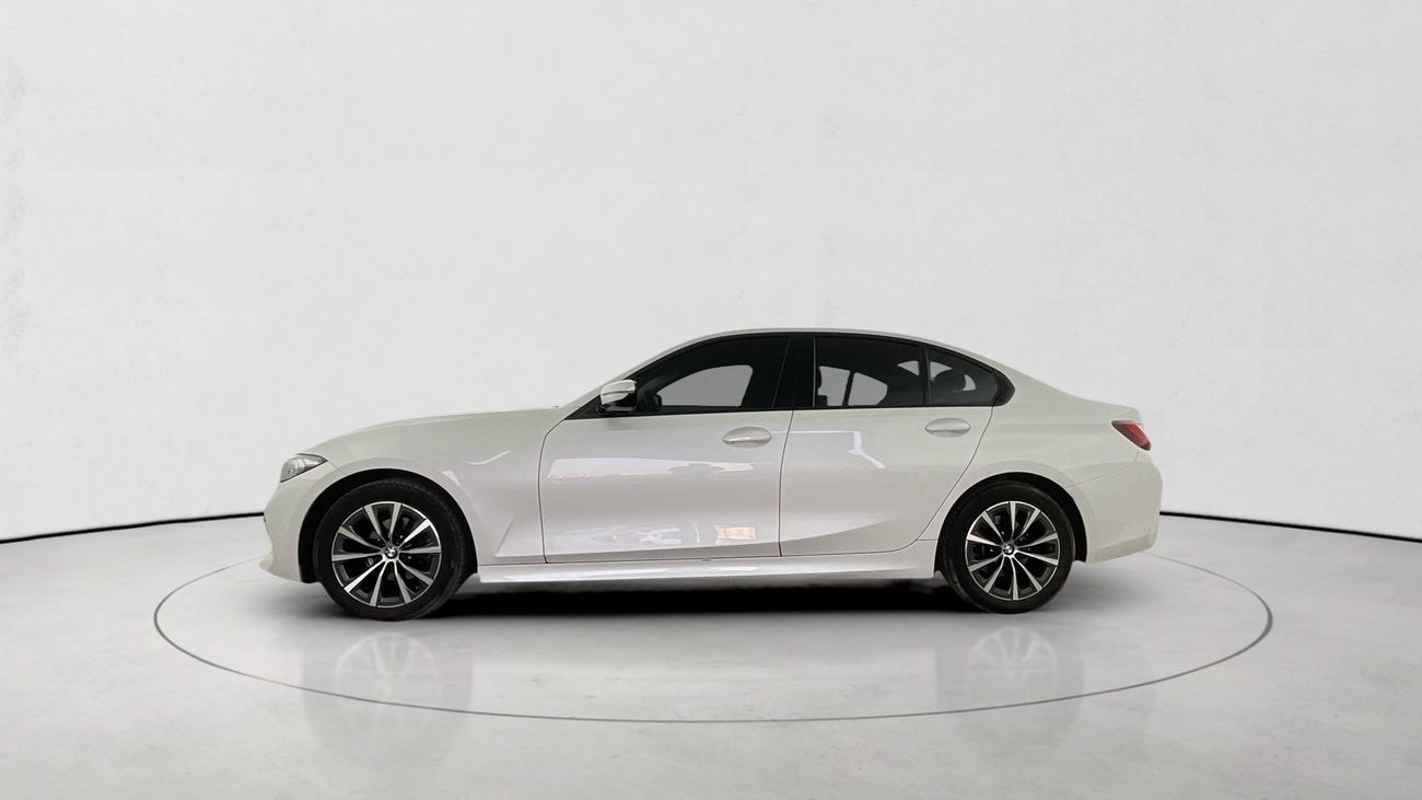 BMW 318i PURE | Guaranteed Warranty | 0 Down Payment