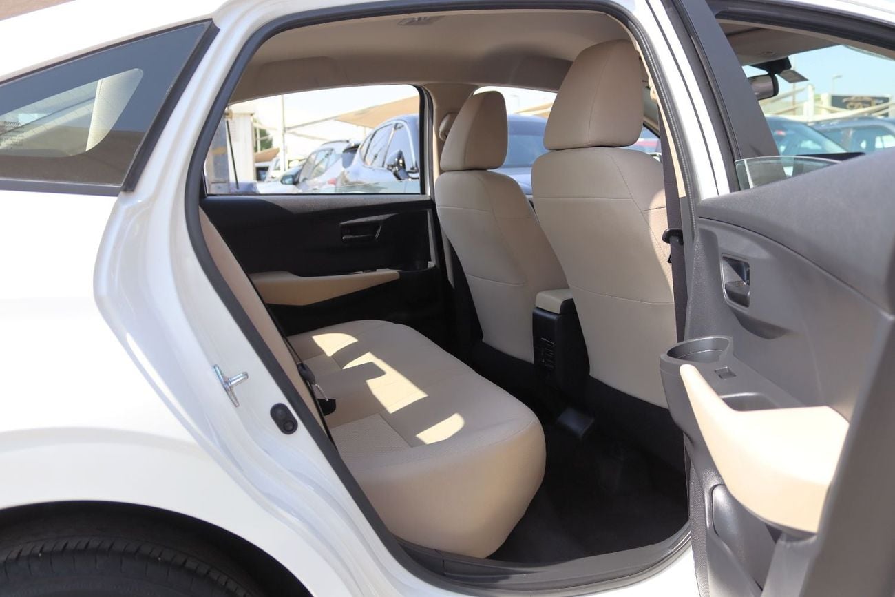 Toyota Yaris E ACCIDENTS FREE - GCC - ORIGINAL PAINT - PERFECT CONDITION INSIDE OUT