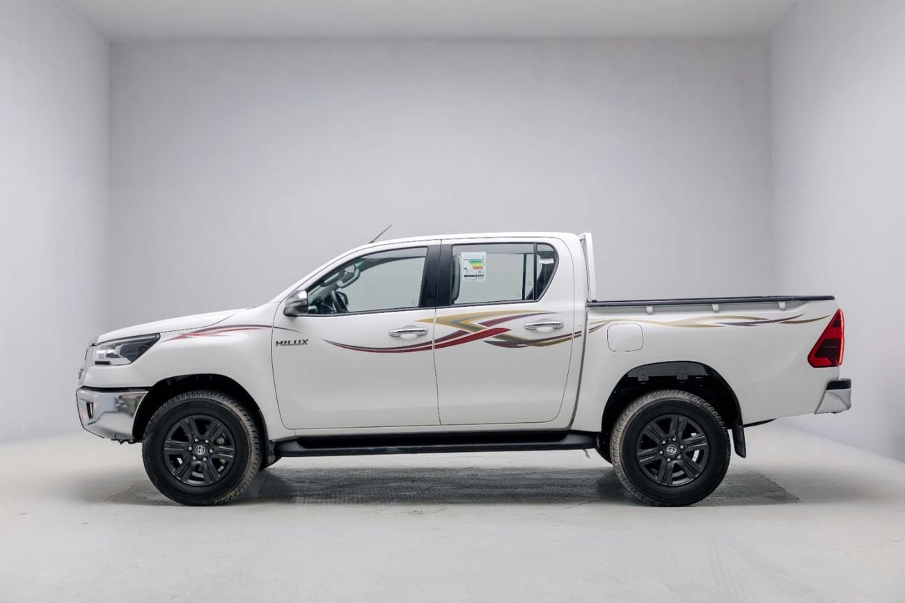 Toyota Hilux GLX 2.7L - Super White Inside Red | Export Only
