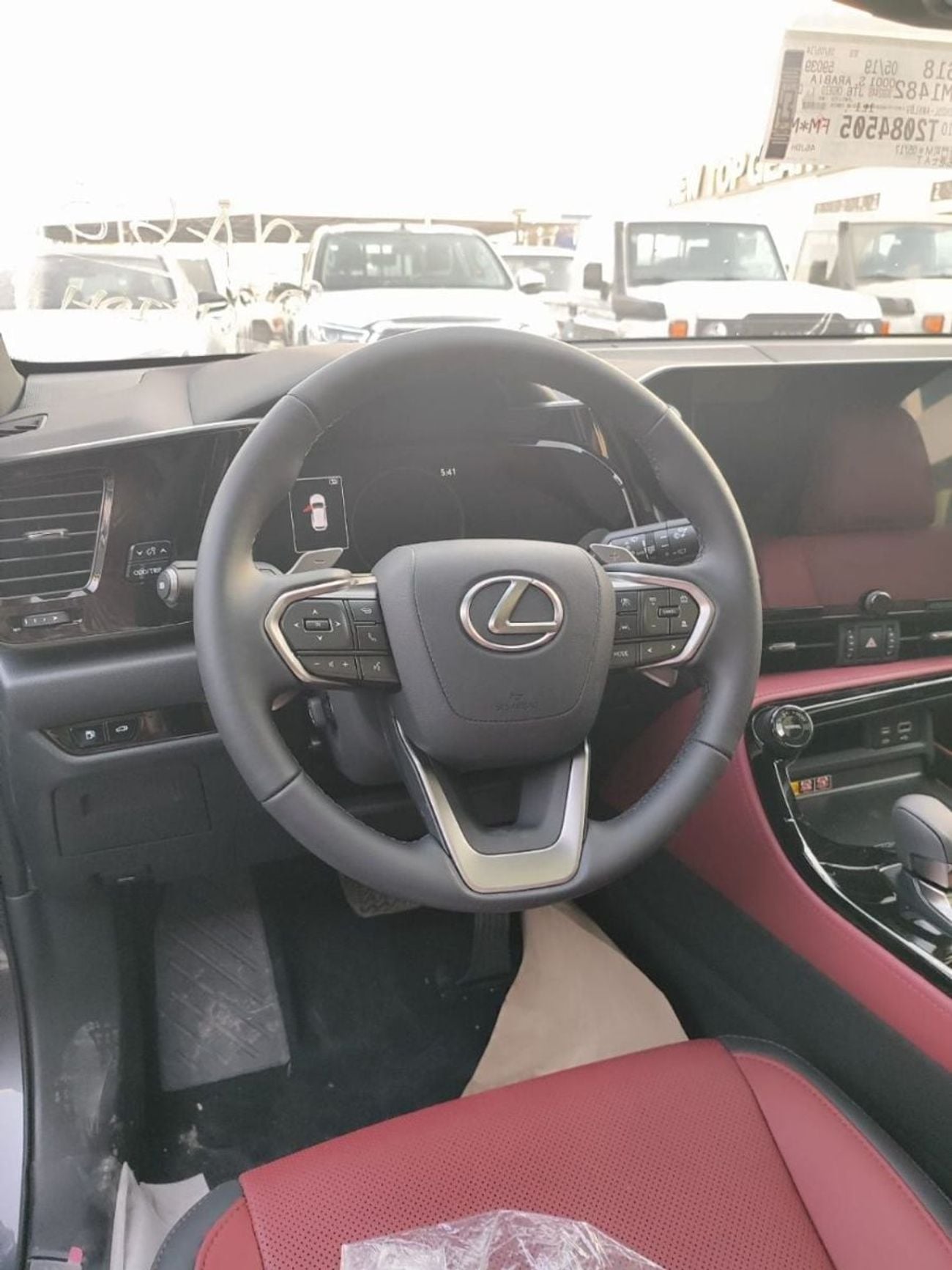 Lexus NX 350h PLATINUM 2026 Lexus NX 350h Hybrid automatic with panoramic roof GCC Specs Available GRAY