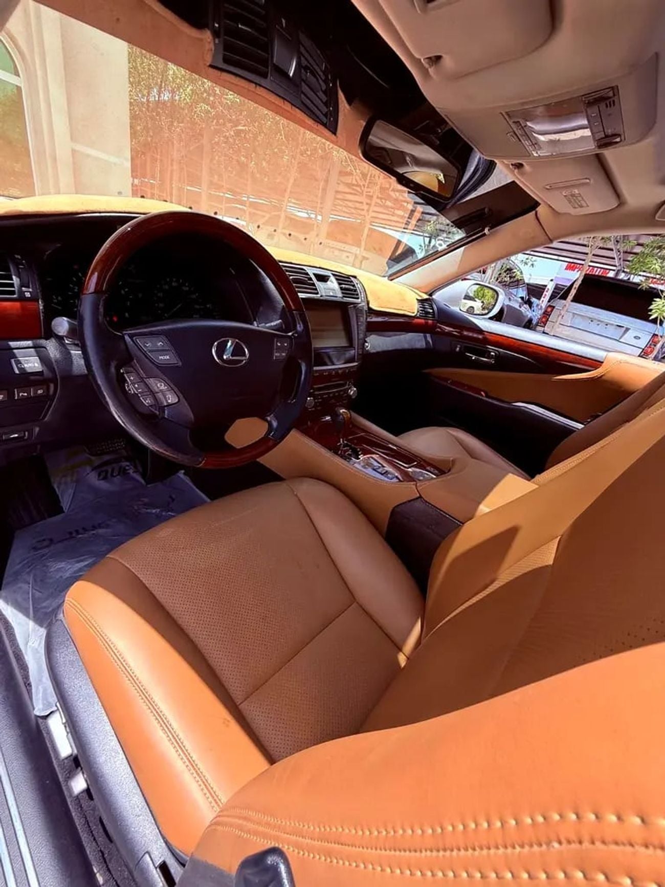 Lexus LS460 لكزس LS 460 فل اوبشن ياباني LS 460 | Pristine Condition | Japanese Specs