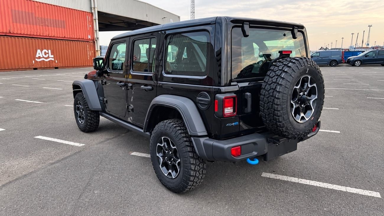 جيب رانجلر RUBICON سيارة شبه جديدة، قطعت 350 كم فقط