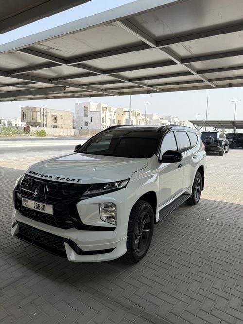 ميتسوبيشي مونتيرو سبورت GLS PREMIUM