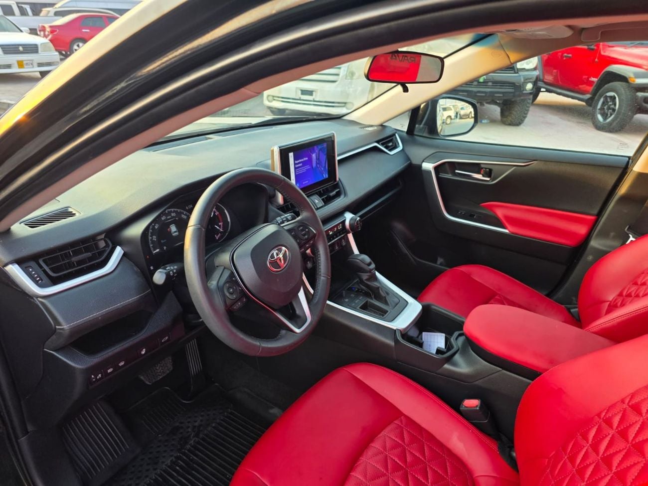 Toyota RAV4 XLE 2023 Model XLE Full Option Sunroof , Push button, Leather seats and Trunk automatic