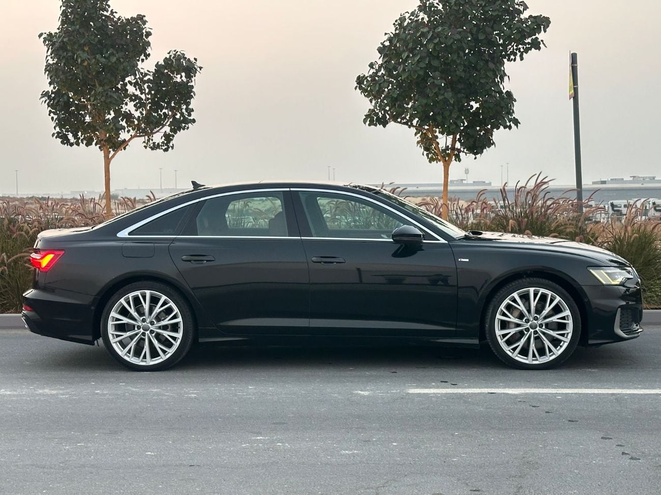 Audi A6 55 TFSI S-LINE