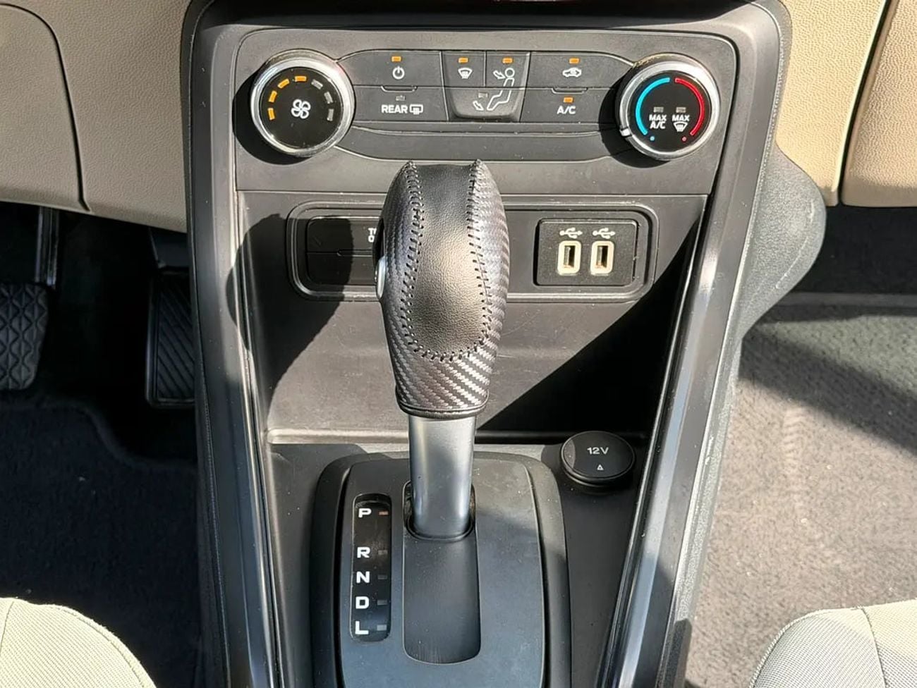 Ford EcoSport Ambiente - GCC Specs