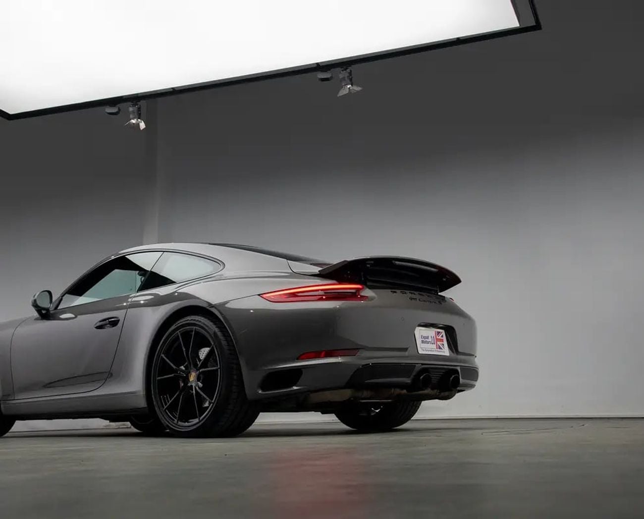 Porsche 911 CARRERA S 991.2 • Full Service History • American Spec