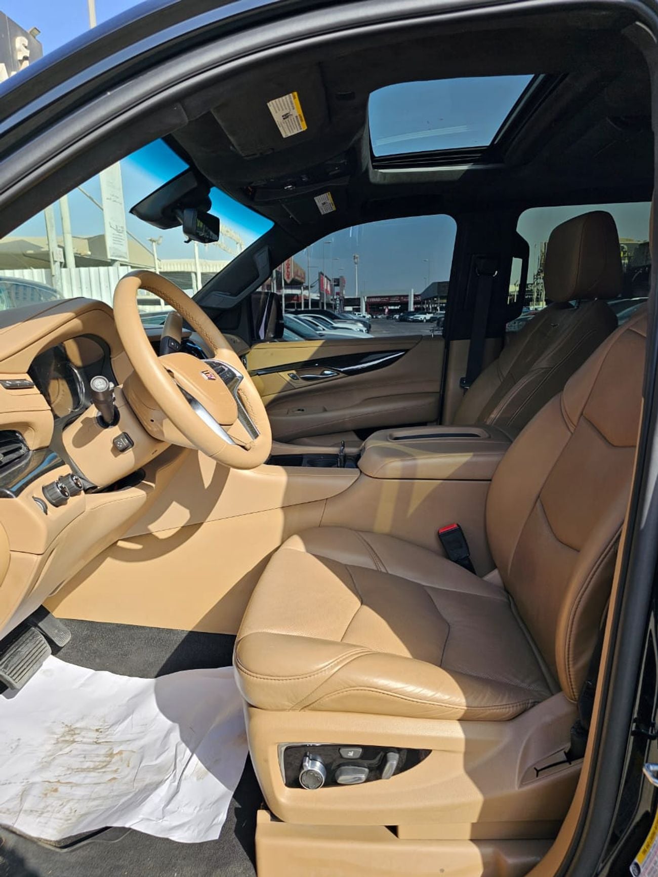 كاديلاك إسكاليد ESV PREMIUM LUXURY