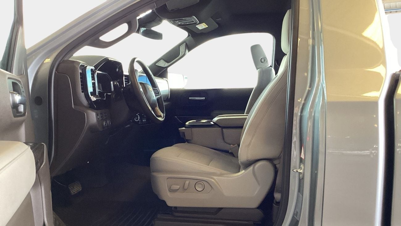 شيفروليه سيلفارادو 1500 REG/CAB 1LT | شامل الضمان | 0 ﺪﻔﻋﺓ ﺃﻮﻟﻯ