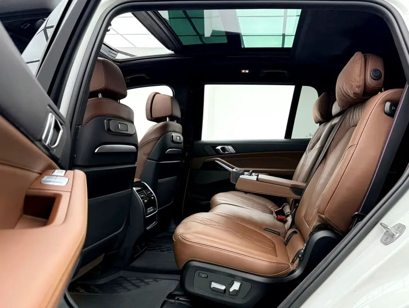 BMW X7 XDRIVE40I M SPORT xDrive40i M-Sport, Warranty + Service Pack, Full Service History, GCC