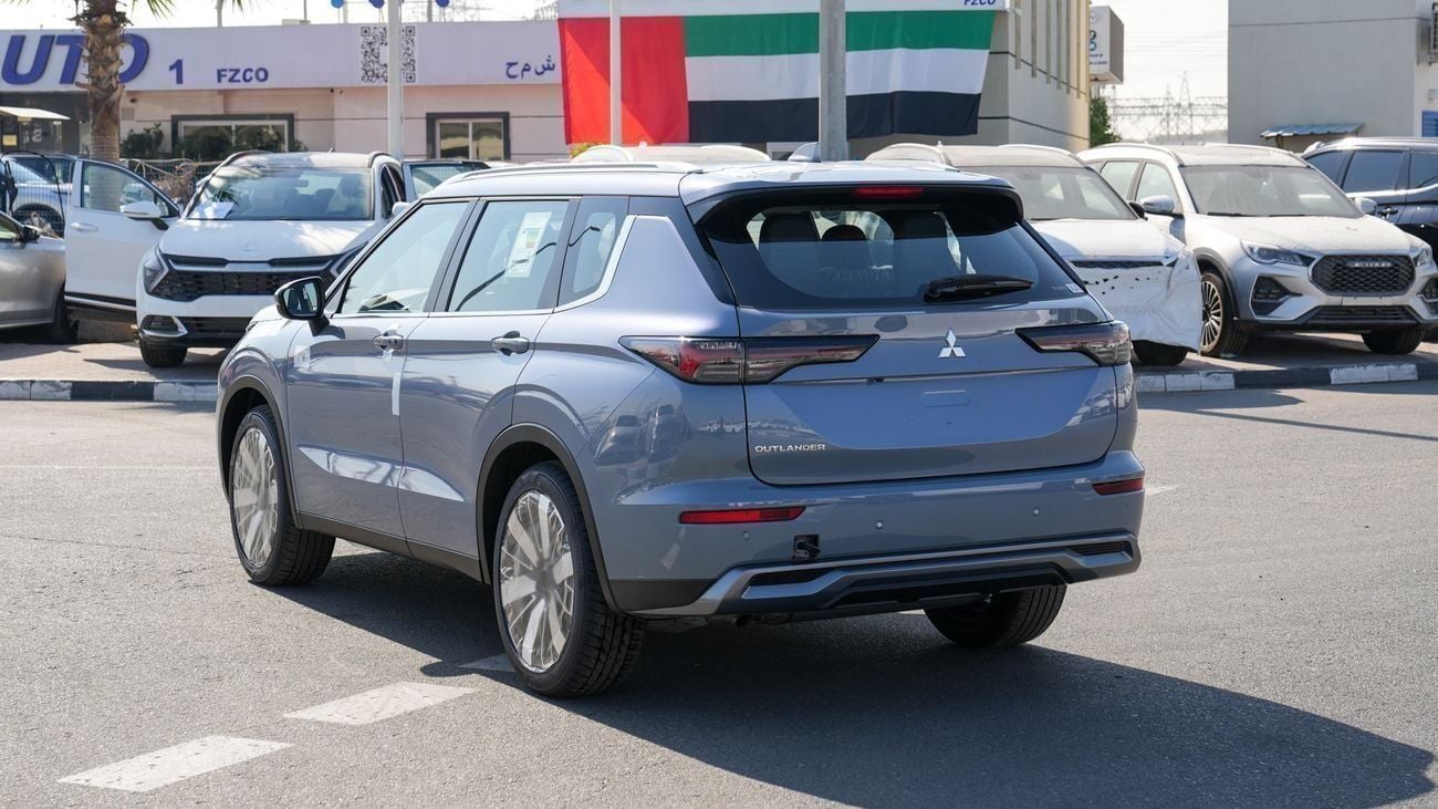 ميتسوبيشي آوتلاندر HIGHLINE ميتسوبيشي أوتلاندر 2026 – (G06) 2.5 لتر | SUV بسبعة مقاعد | مواصفات الخليج |
