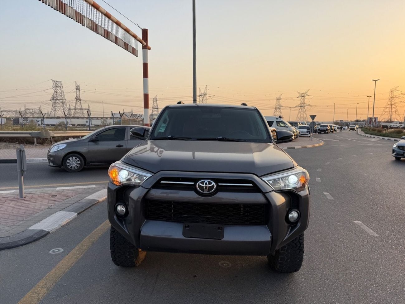 Toyota 4Runner SR5 Leader Seat Perfect and smooth car