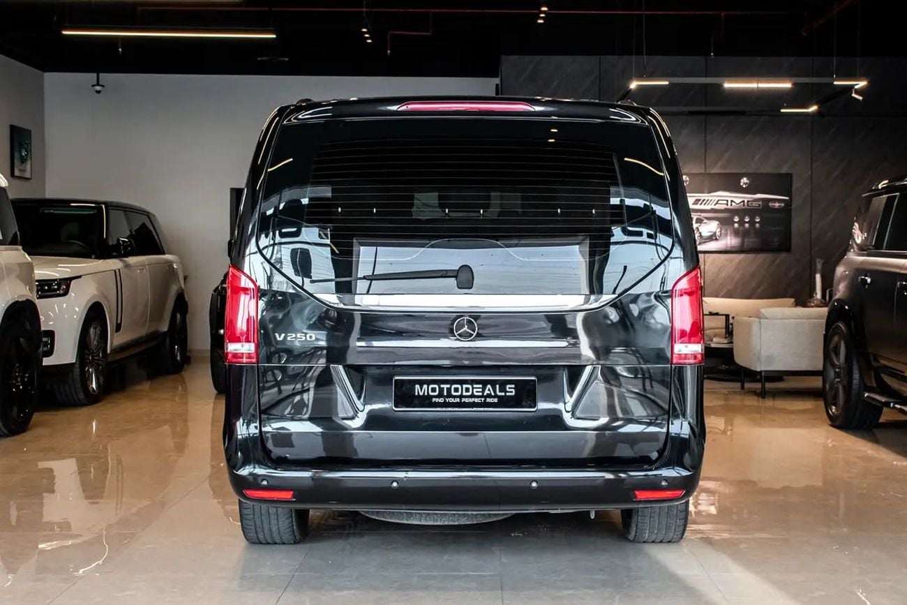 Mercedes Benz V 250 V 250 | GCC | 8-Seater | Luxury • Comfort