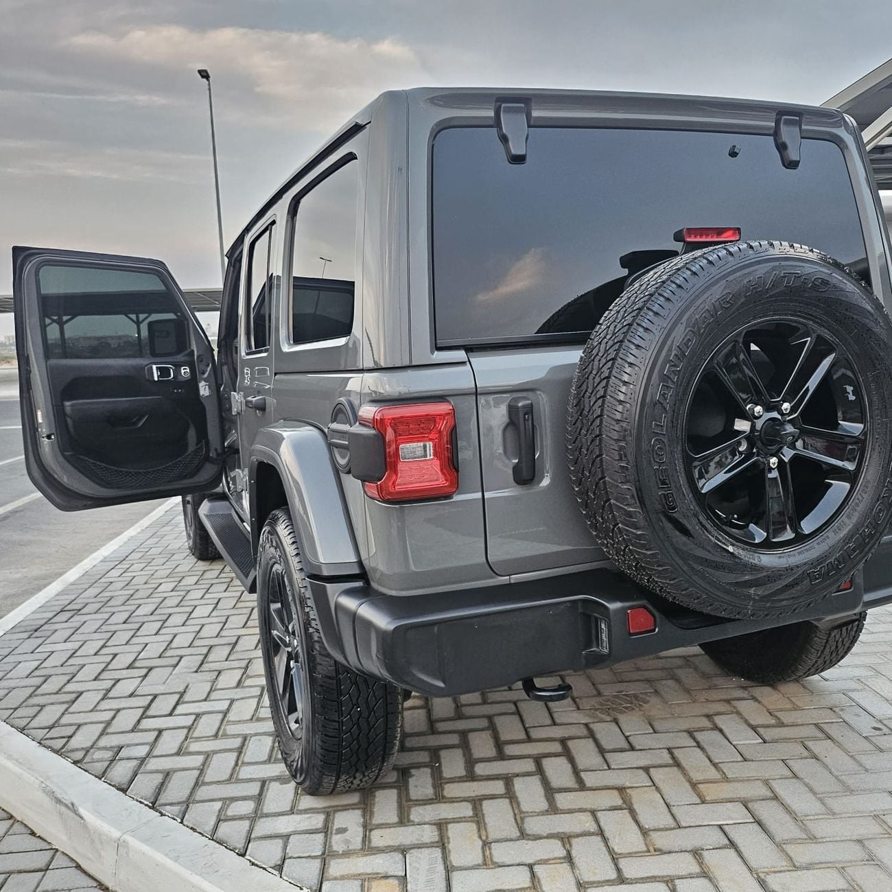 Jeep Wrangler RUBICON Original factory paint, no accidents