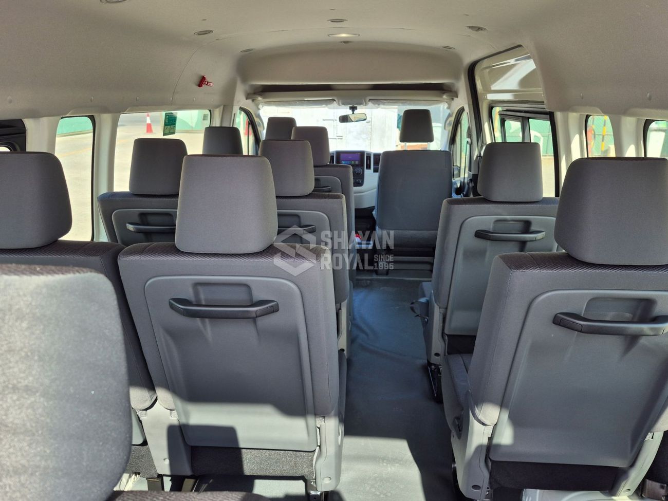 Toyota Hiace DX 3.5L PETROL V6 MT 13-SEATS RWD 2026MY