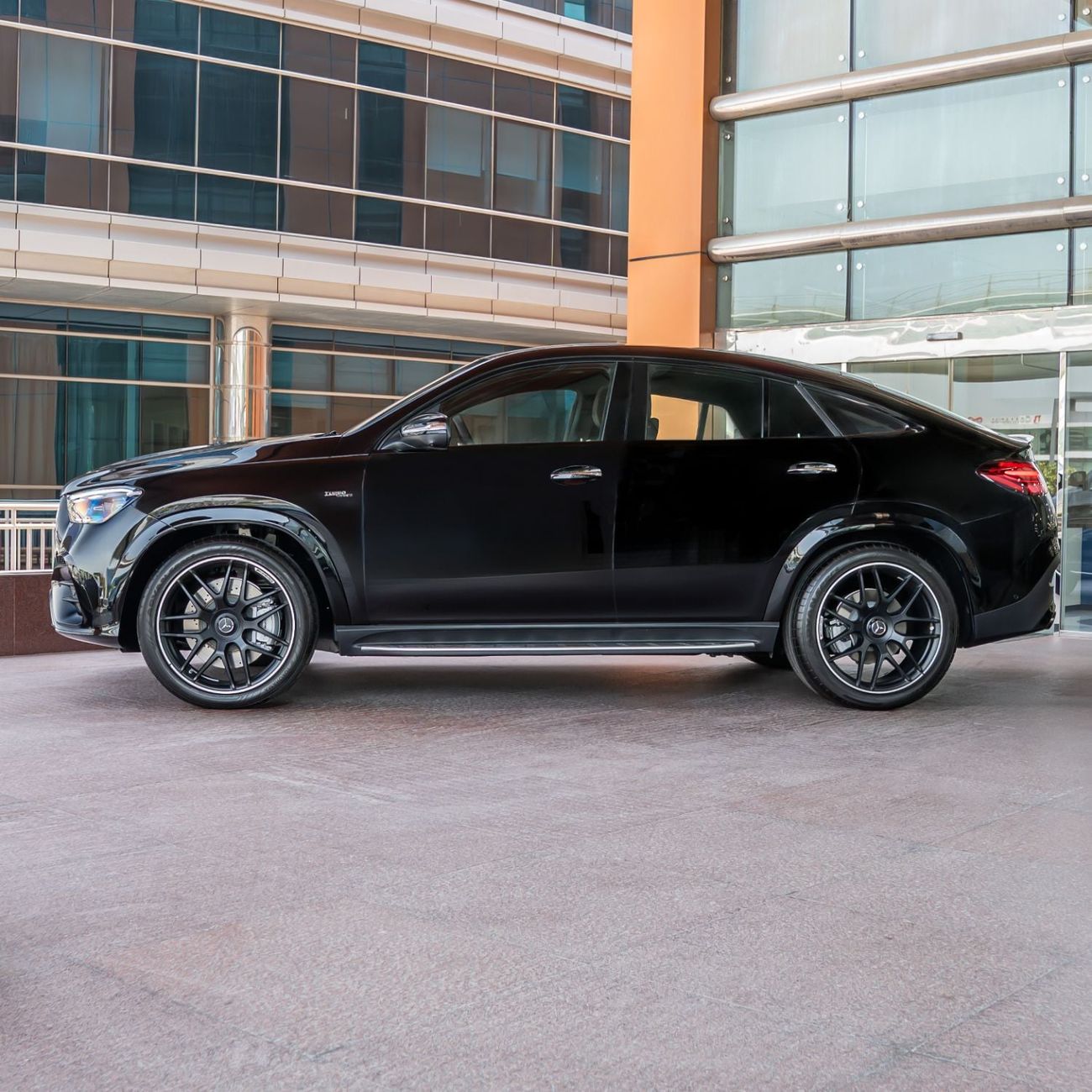 Mercedes Benz GLE53 AMG COUPE 4MATIC+
