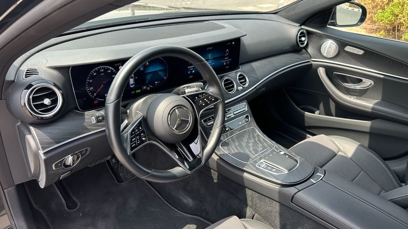Mercedes Benz E300 PREMIUM PLUS de EQ Power | Plug-in Hybrid | European Specs | 9,000 KM