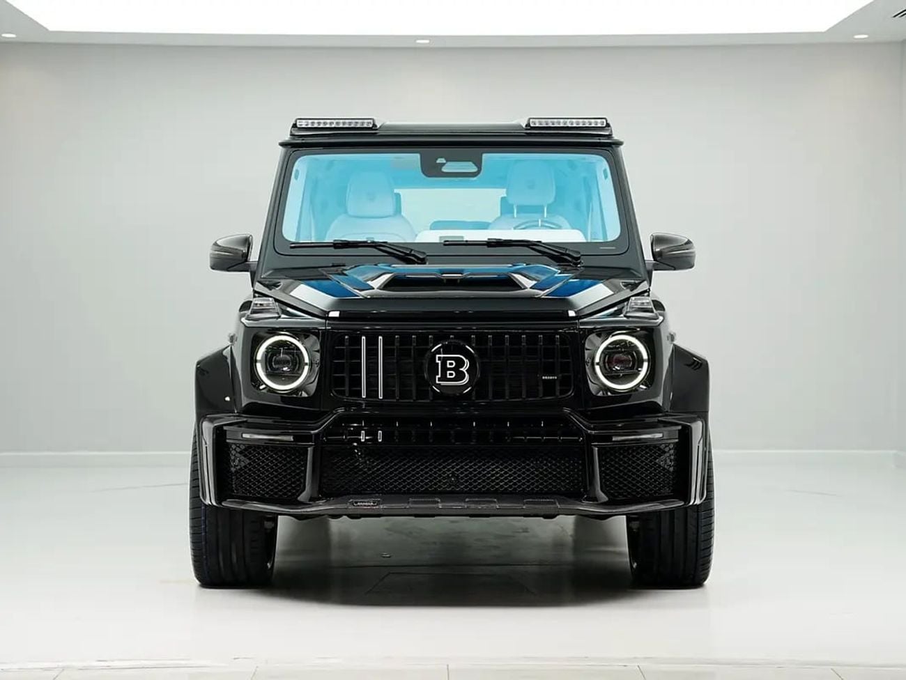 Mercedes Benz G63 AMG STANDARD WARRANTY | BABY BLUE LEATHER INTERIOR | FULL OPTION | CARBON PACKAGE