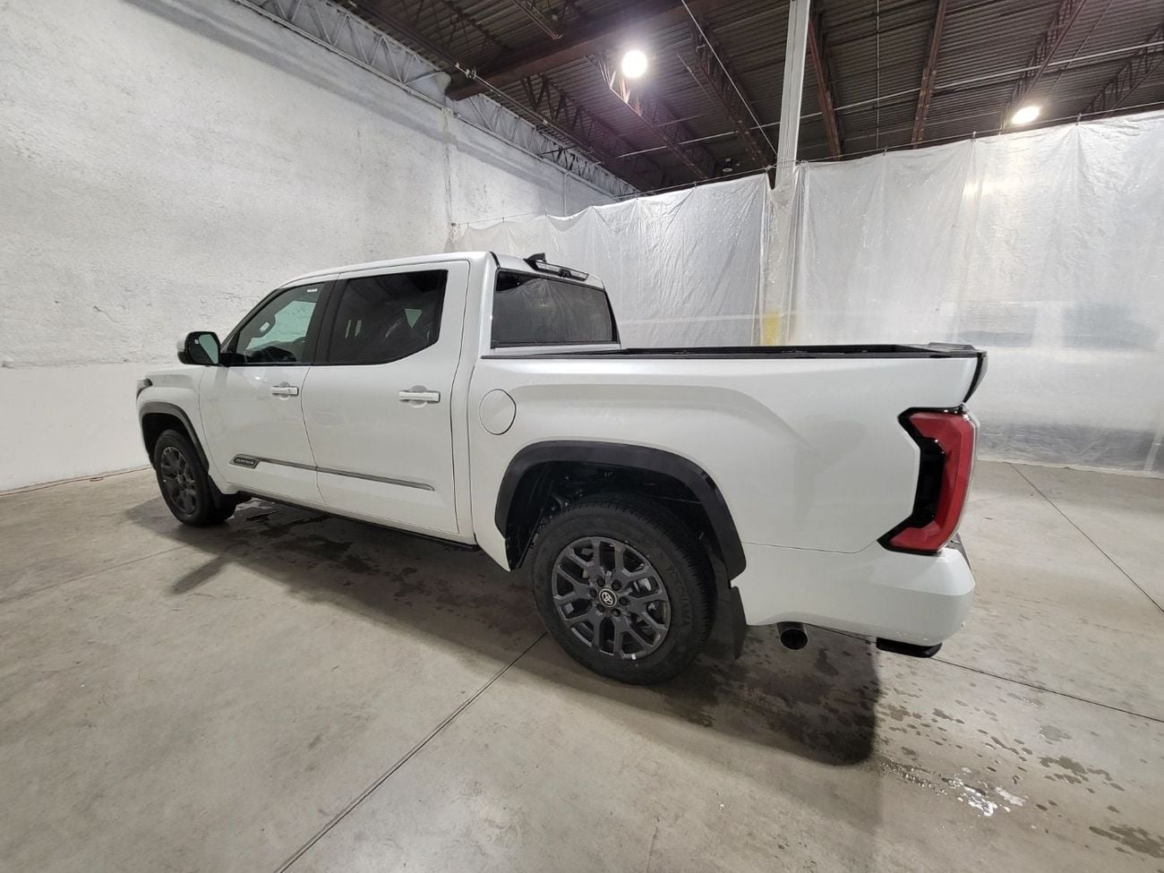 Toyota Tundra Platinum i-FORCE MAX 4x4 | 2026 | COMING SOON