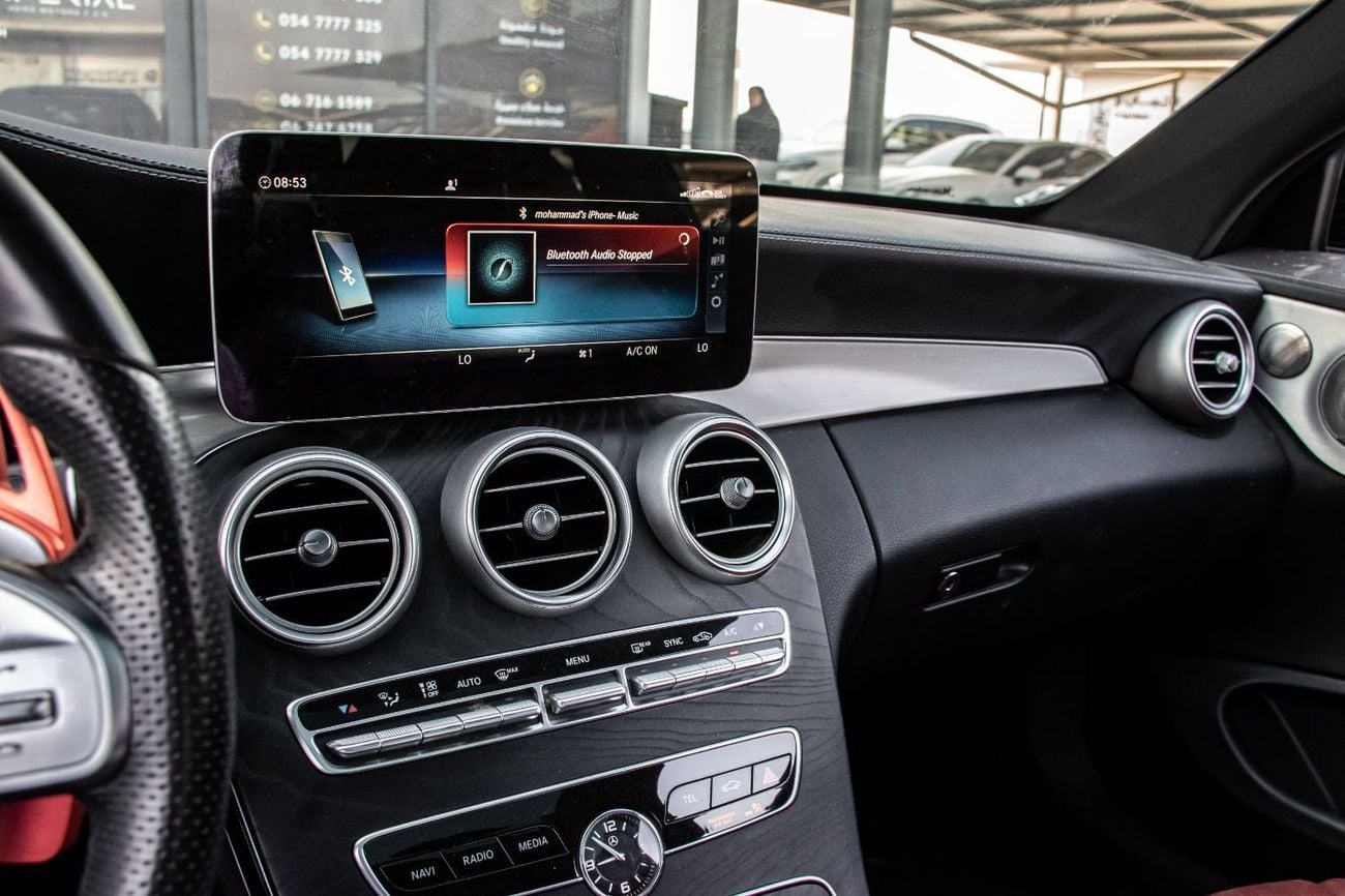 Mercedes Benz C300 STANDARD