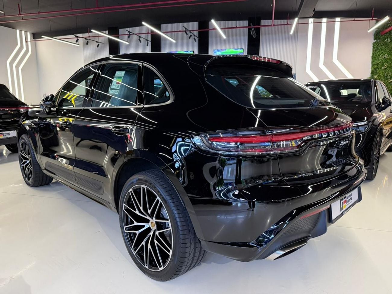 Porsche Macan STANDARD 2026 Porsche Macan| GCC | Dealer Warranty | 21-inch RS Spyder Rims
