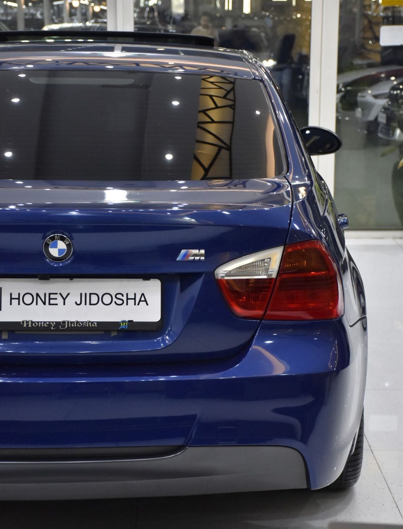 BMW 325i STANDARD EXCELLENT DEAL for our BMW 325i ( 2006 Model ) in Blue Color Japanese Specs